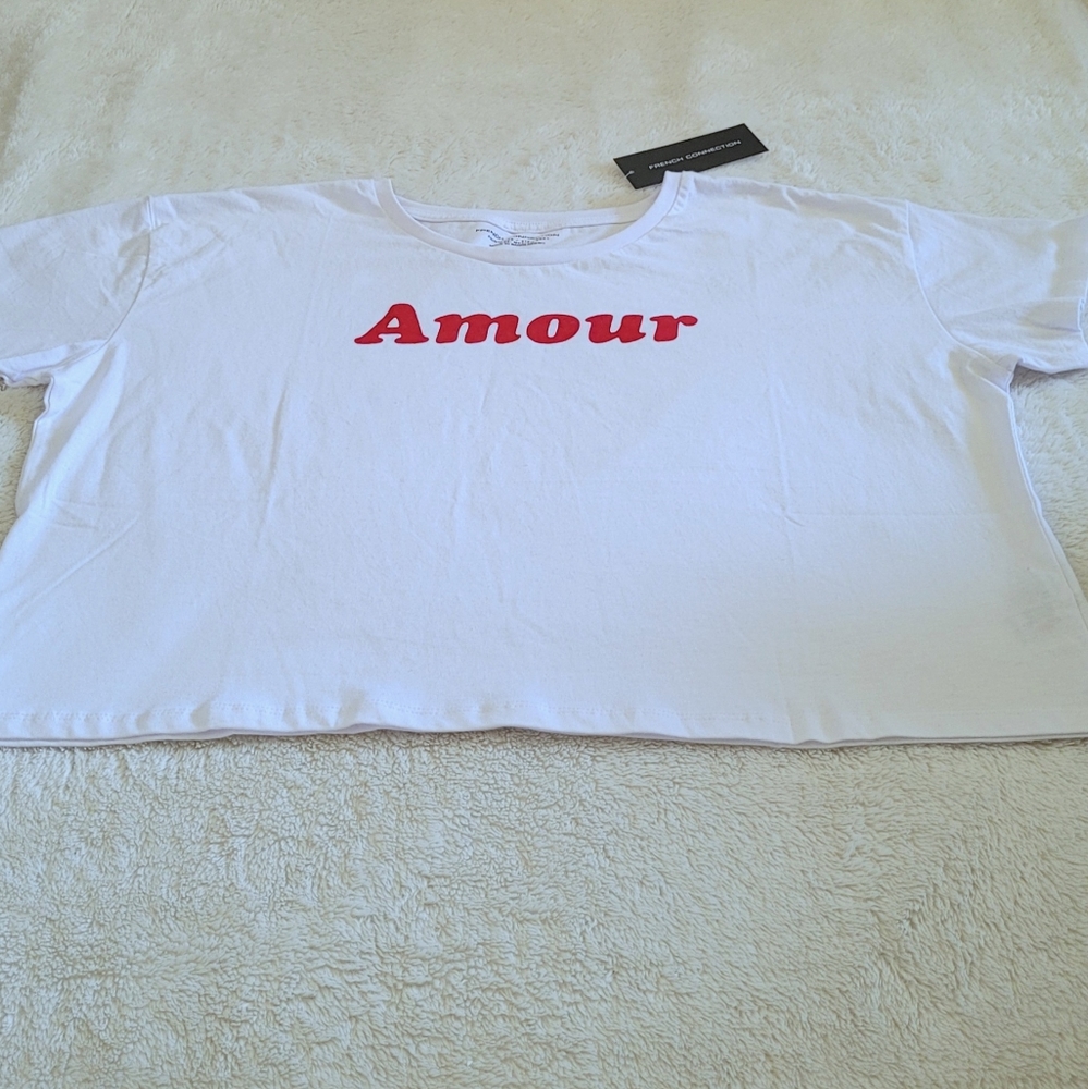 French🇫🇷 Connection "Amour"♥️ Tee - NWT - Picture 9 of 11